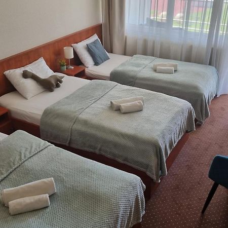 Sport Hotel ตาตาบานยา ภายนอก รูปภาพ