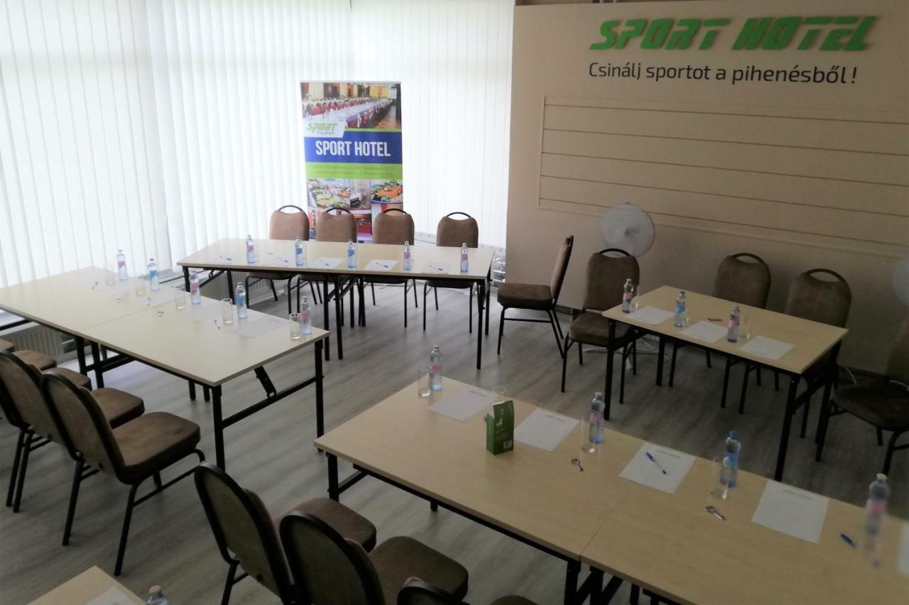 Sport Hotel ตาตาบานยา ภายนอก รูปภาพ